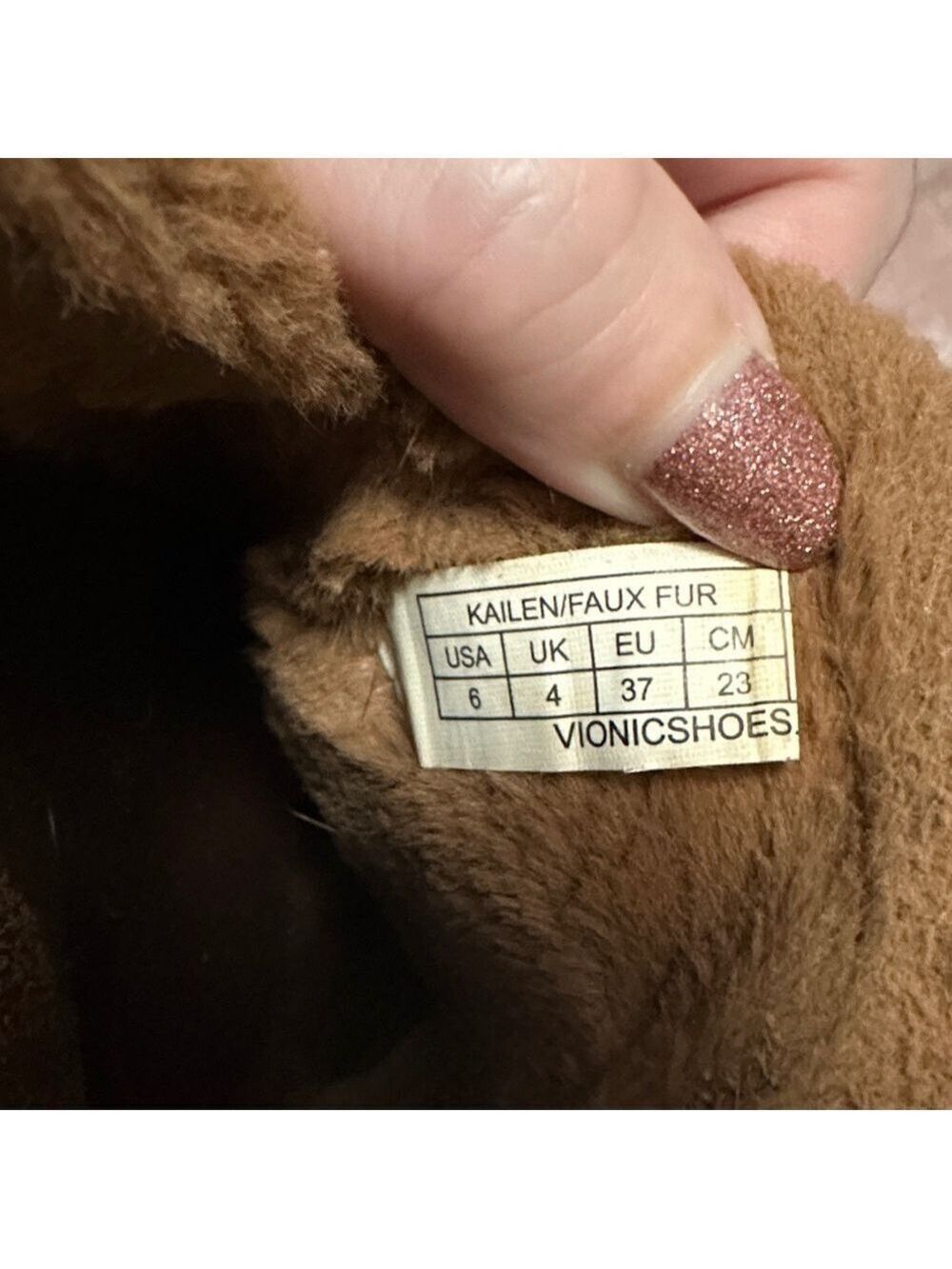 Vionic Slippers - Picture 4 of 5